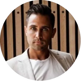 Omar_circle profile